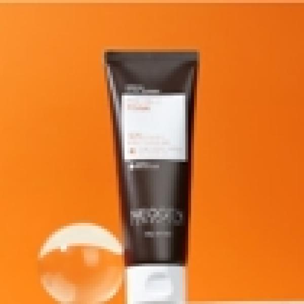 Sữa rửa mặt 10% Vitamin C & Vita C Acerola-plex REAL VITA C FOAM NEOGEN 120g ( thùng 48 hộp)